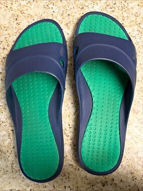 Women's Navy and Green Slide Sandals